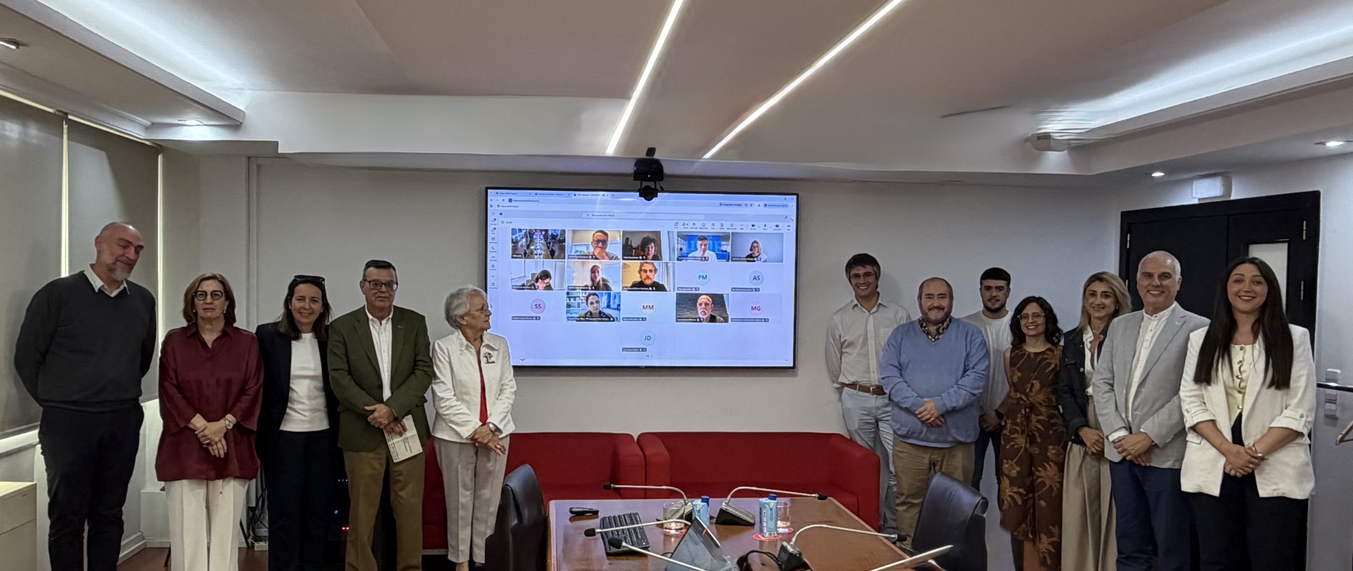 Imagen del primer encuentro de la Alianza por el Conocimiento