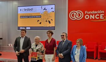 Directivos de la Once, la presidenta del Observatorio SoledadES y la Secretaria de Estado de Derechos Sociales en la presentación del Estudio